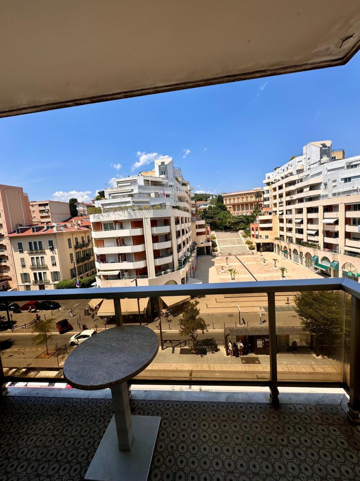 2p Moderne Et Epure Pres De La Et De La Celebre Promenades Des - Vivez Le Reve Mediterraneen Apartment Nizza